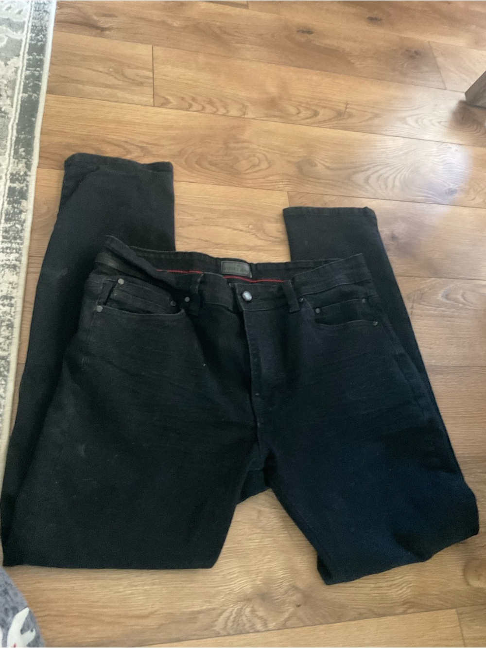 Men's Relaxed Black Jeans - Comfortable Everyday Fit